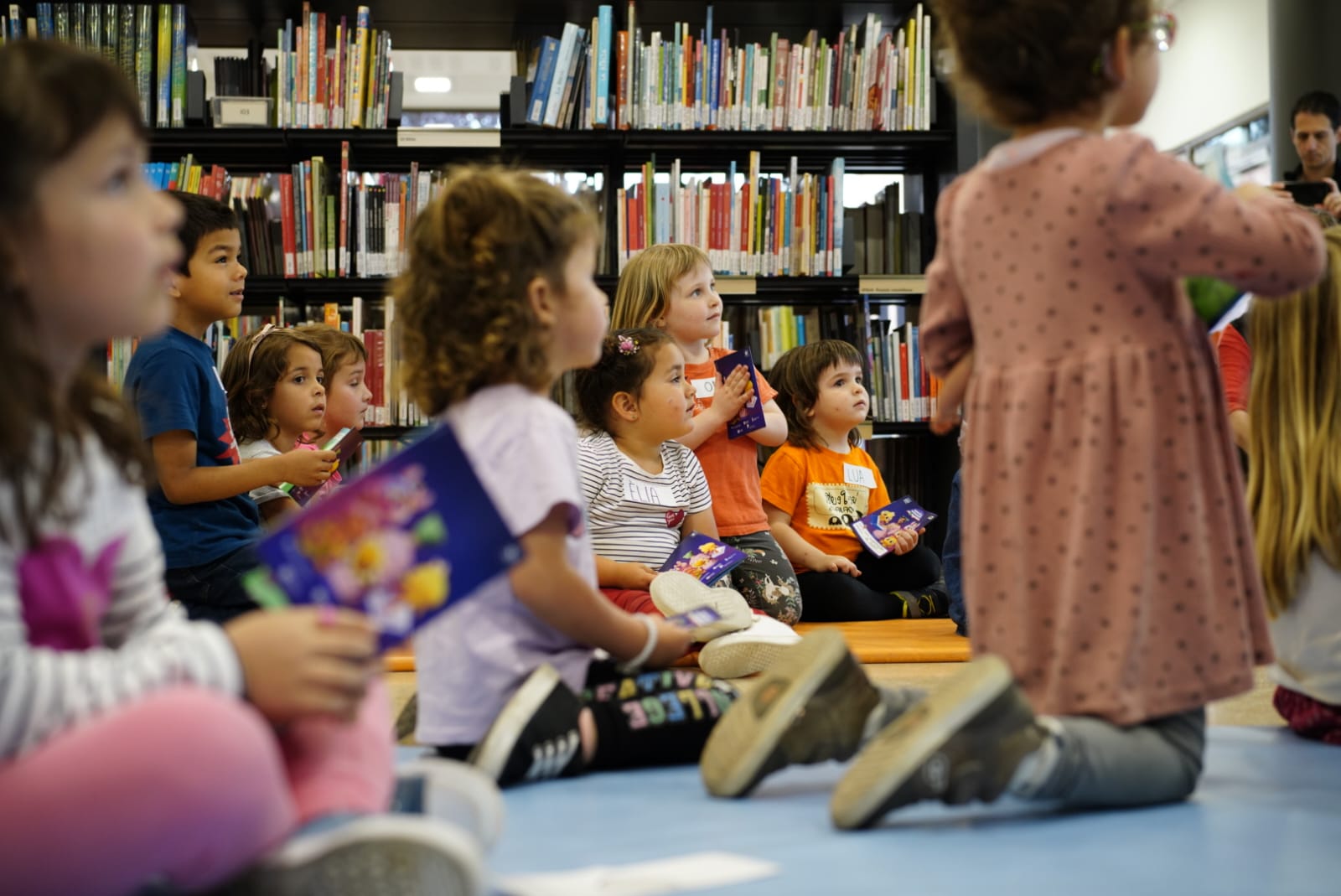 Imatge de la Supernit a la Biblioteca de Ponent de Sabadell. Imatge de la Supernit a la Biblioteca de Ponent de Sabadell.