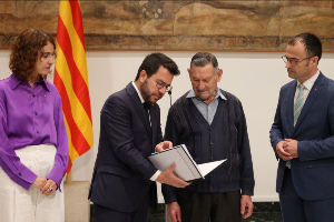 Lliurament Memòria família Martos Lliurament Memòria família Martos