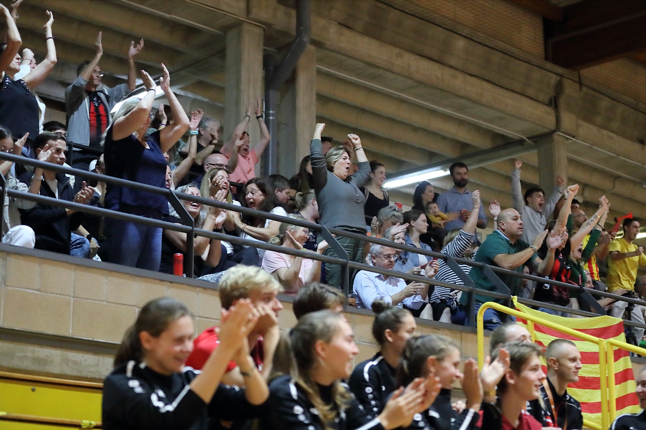 Ambient grada esportiva Ambient grada esportiva