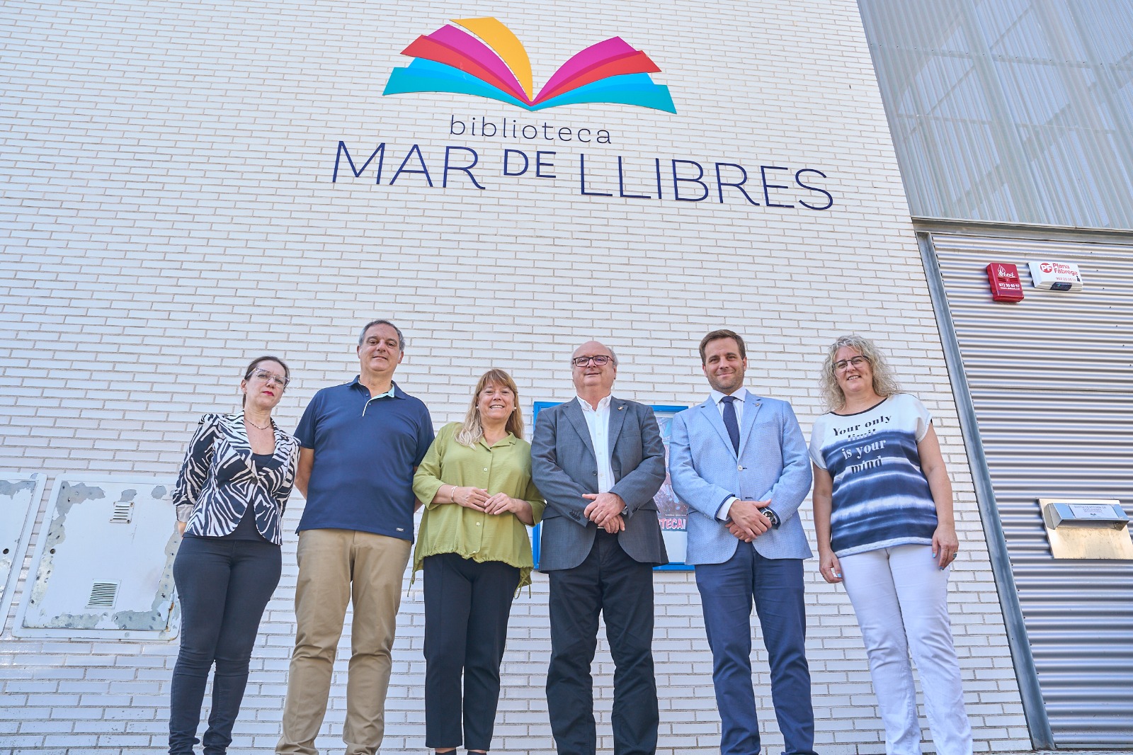 Biblioteca Mar de Llibres Biblioteca Mar de Llibres