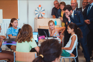 El president ha inaugurat la nova escola de Vallmoll El president ha inaugurat la nova escola de Vallmoll