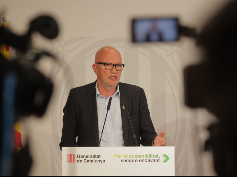 El conseller Mascort durant la roda de premsa El conseller Mascort durant la roda de premsa