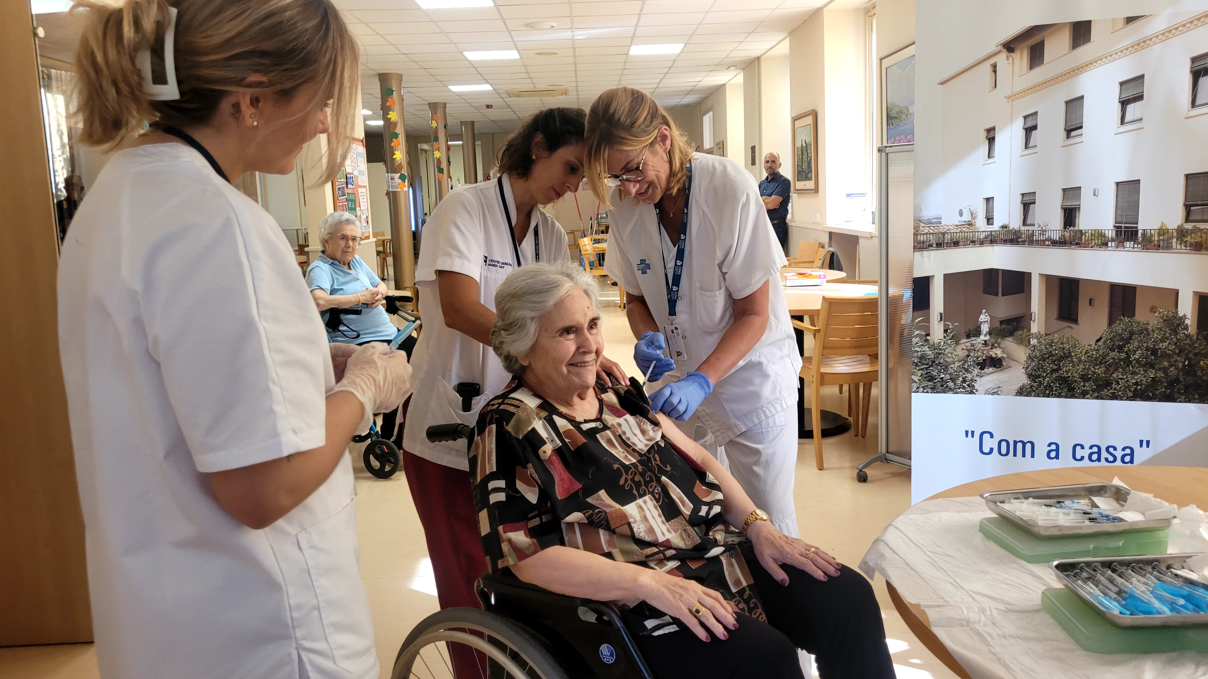 Vacunació al Centre Geriàtric Maria Gay de Girona.
Vacunació al Centre Geriàtric Maria Gay de Girona.