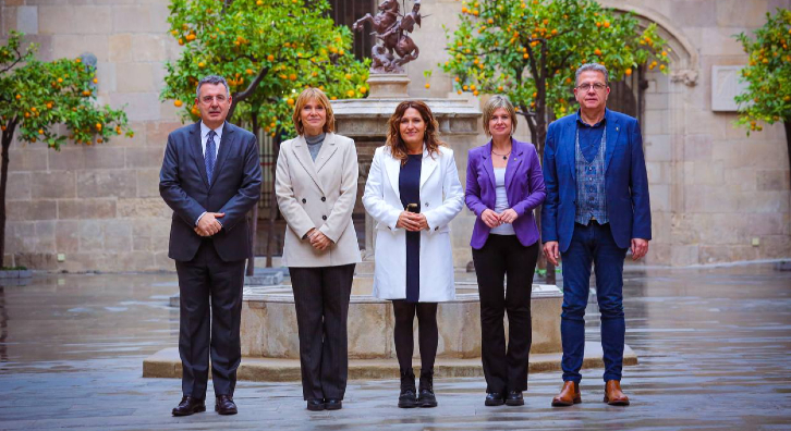 Foto de grup de la trobada amb les presidències de les Diputacions Foto de grup de la trobada amb les presidències de les Diputacions