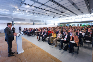 El president Illa a les II Jornades Directives de la Generalitat de Catalunya (foto: Rubén Moreno) El president Illa a les II Jornades Directives de la Generalitat de Catalunya (foto: Rubén Moreno)