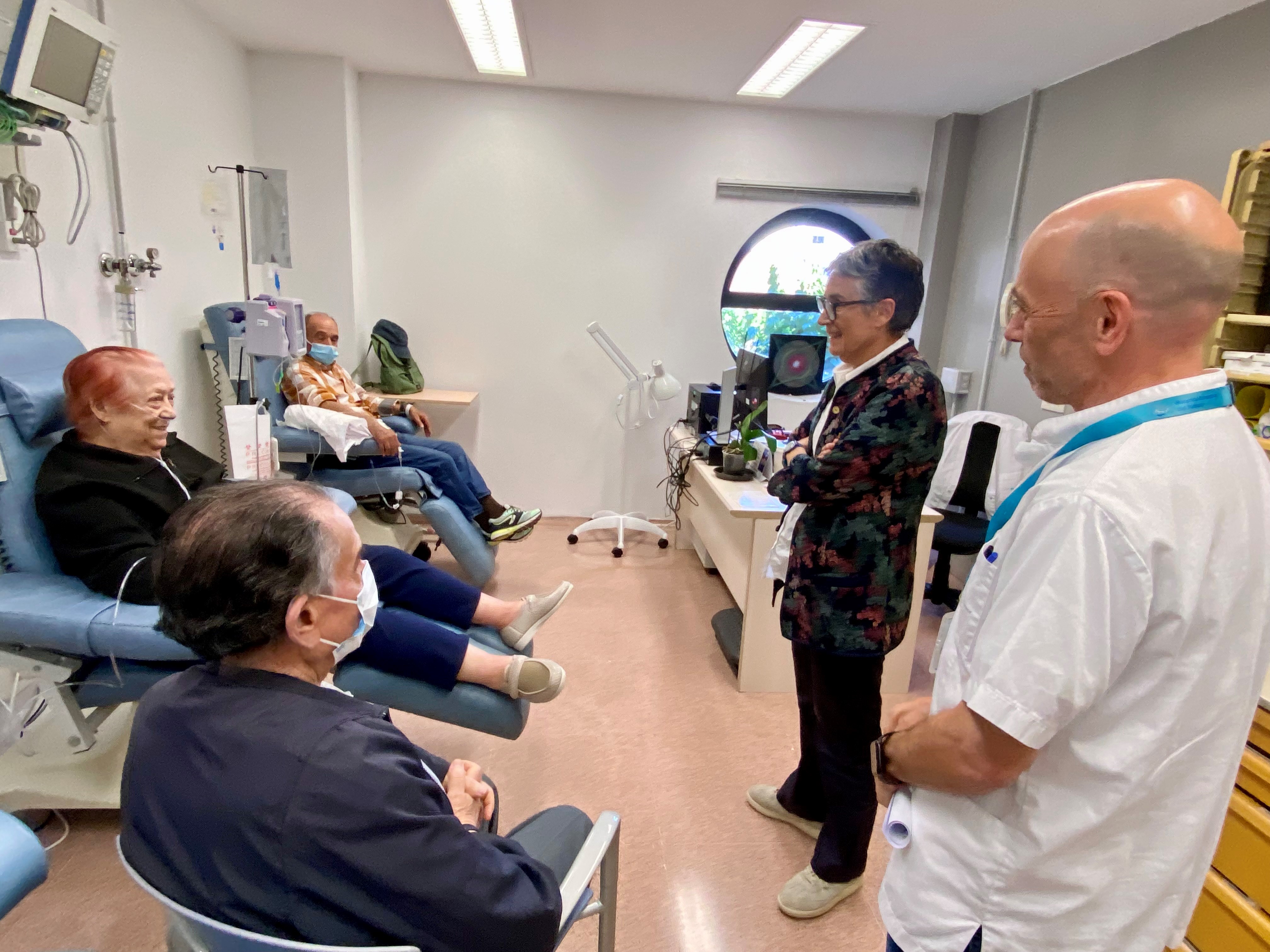 La consellera ha visitat l'Hospital de Dia La consellera ha visitat l'Hospital de Dia