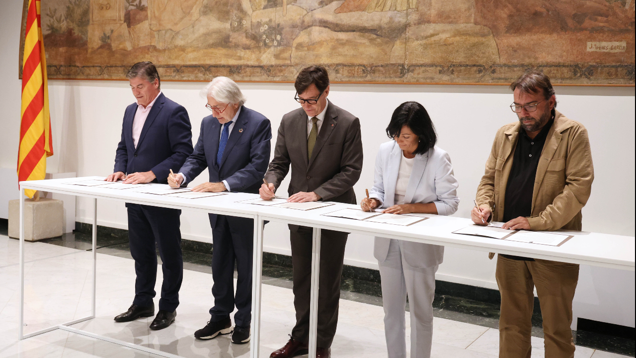 Signatura de l'acord. Fotografia: Rubén Moreno Signatura de l'acord. Fotografia: Rubén Moreno
