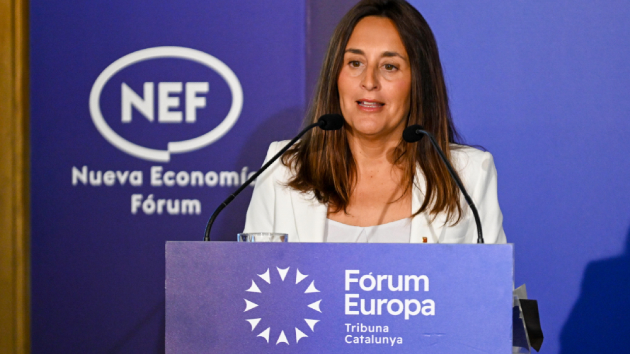 La consellera d'Educació i Formació Professional durant la conferència al Fòrum Europa La consellera d'Educació i Formació Professional durant la conferència al Fòrum Europa