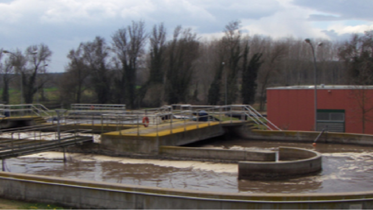 Detall de la depuradora de Cassà de la Selva. Detall de la depuradora de Cassà de la Selva.